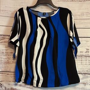 SHEIN Blue, Black, and White Wavy Stripe Blouse